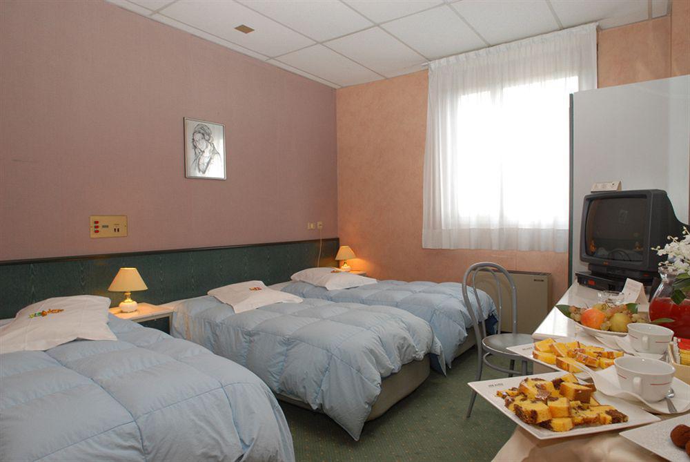 Thp Bologna Hotel Carteria di Sesto Rastignano Room photo